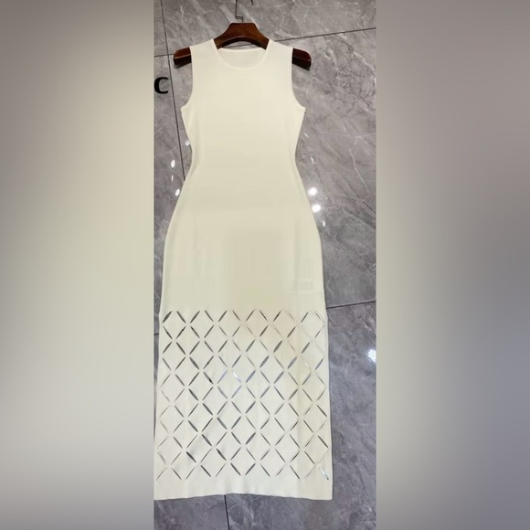 STYLEWE Cream Cut Out High-Low Sheath Dress - Picture 1 of 3